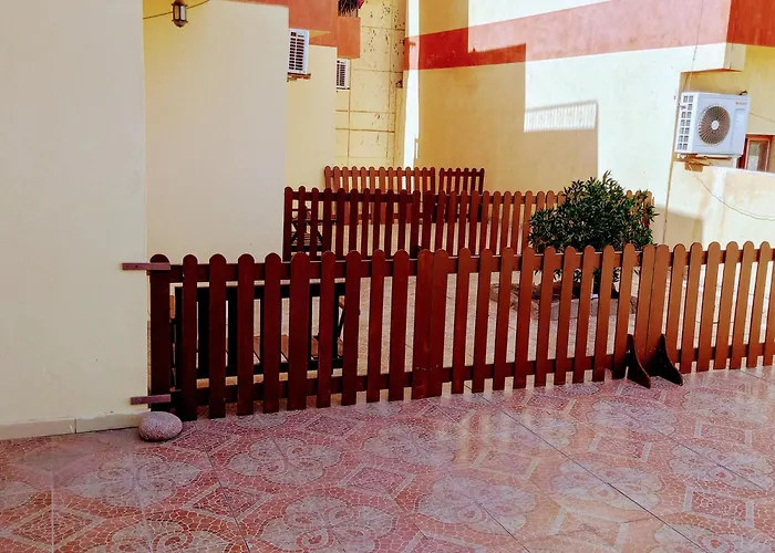 Lolita Villa *